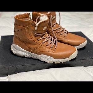 Nike SFB 6” NSW Bomber